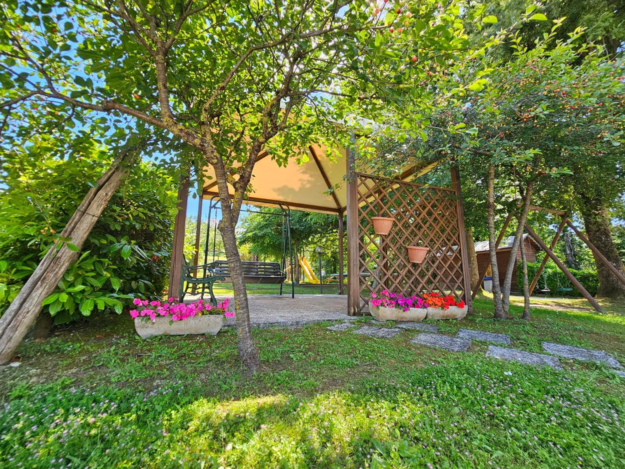 Agriturismo Ca Serrantonio - Ferri Appartamento Rossini Urbania Eksteriør billede